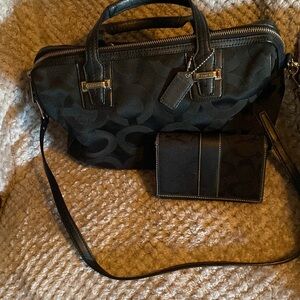 Coach purse and wallet $100 black like new inside and out